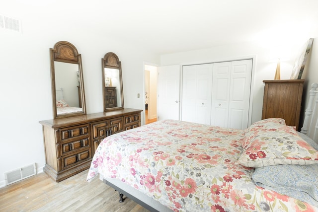 0N244 Peter Rd, Winfield, IL 60190 - bedroom with light wood-style flooring and a closet