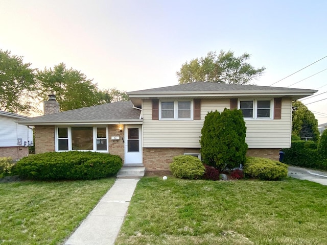 112 E 160th Pl, South Holland, IL 60473 - photo 1