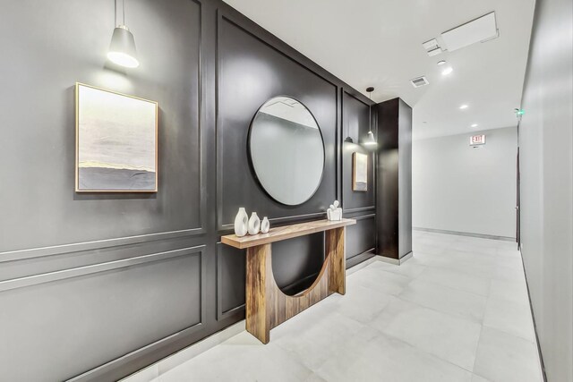 613 N Ogden Ave Unit 2E, Chicago, IL 60642 - corridor with recessed lighting