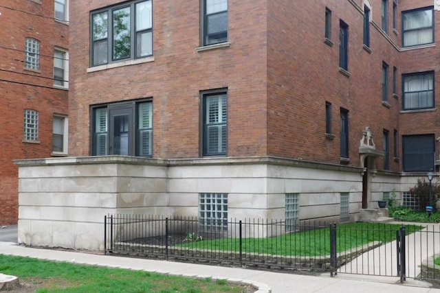 1208 W Waveland Ave Unit 1, Chicago, IL 60613 - view of property