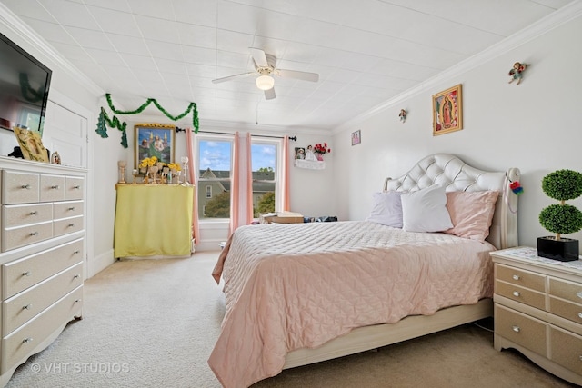 558 N Crystal St, Elgin, IL 60123 - carpeted bedroom with crown molding and a ceiling fan