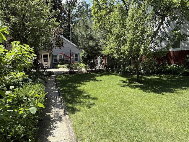 2110 N Mobile Ave, Chicago, IL 60639 - view of yard