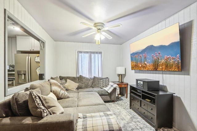 11537 S Neenah Ave, Worth, IL 60482 - living room featuring a ceiling fan