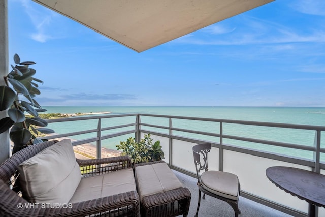 1300 N Lake Shore Dr Unit 18D, Chicago, IL 60610 - balcony featuring a water view