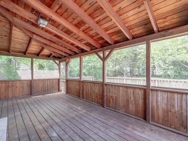 52 S Hawthorne Blvd, Mundelein, IL 60060 - view of wooden deck