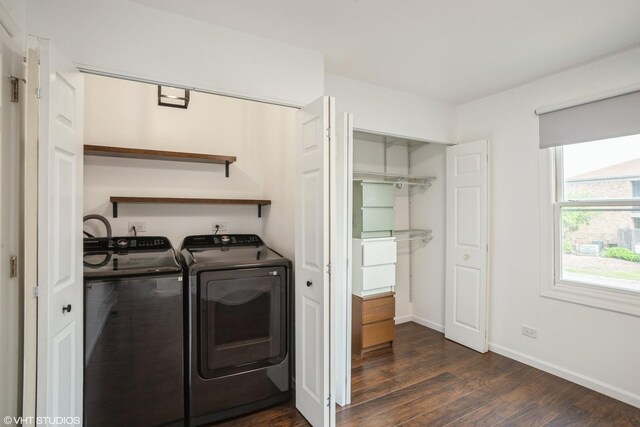 1812 Bristol Walk Unit 1812, Hoffman Estates, IL 60169 - laundry area with dark wood-style floors, independent washer and dryer, and baseboards