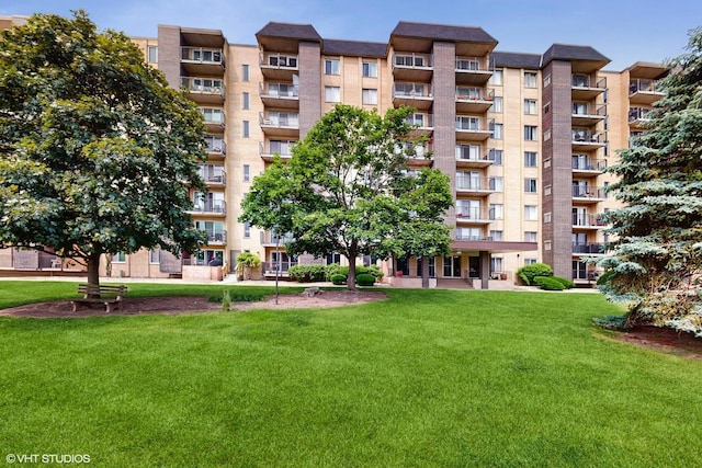 5400 Walnut Ave Unit 201, Downers Grove, IL 60515 - view of apartment building / complex