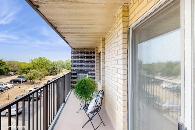 5400 Walnut Ave Unit 201, Downers Grove, IL 60515 - view of balcony