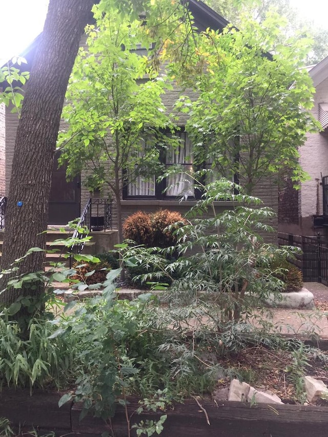 2040 W Shakespeare Ave, Chicago, IL 60647 - view of side of home