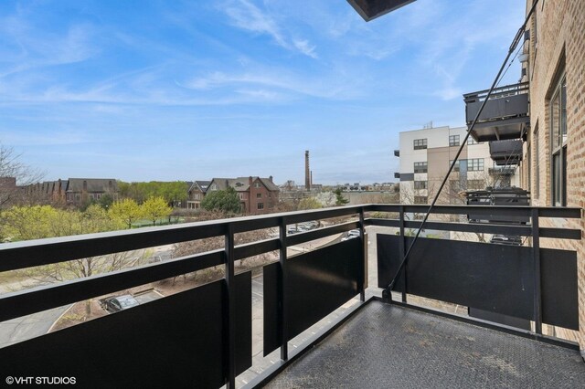 1735 W Diversey Pkwy Unit 402, Chicago, IL 60614 - view of balcony