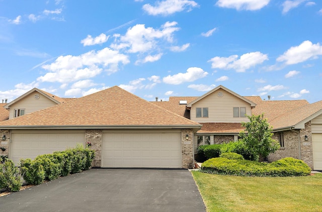 18435 Lakeview Cir W, Tinley Park, IL 60477 - photo 1