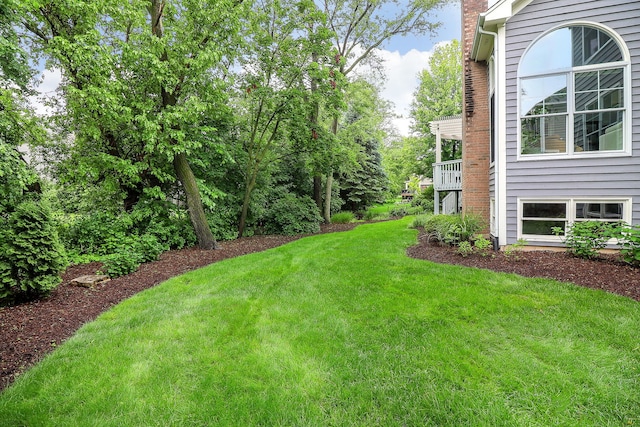 26W231 Tuckaway Ct, Winfield, IL 60190 - view of grassy yard
