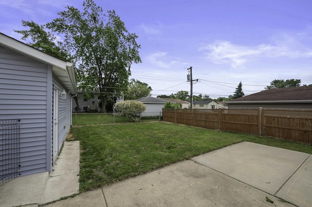 215 Cypress Dr, Streamwood, IL 60107 - view of yard with a patio area