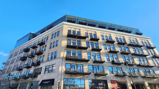 1645 W Ogden Ave Unit 417, Chicago, IL 60612 - view of apartment building / complex