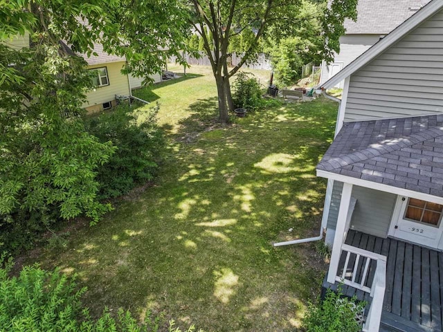 952 Larkin Ave, Elgin, IL 60123 - view of green lawn