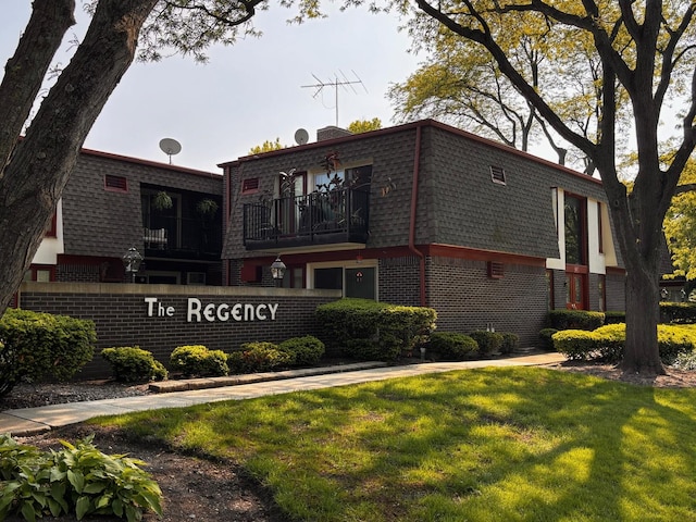 1015 Deerfield Rd Unit 132, Deerfield, IL 60015 - exterior space with a lawn