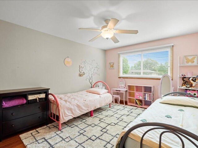 14542 S Mustang Dr, Homer Glen, IL 60491 - bedroom featuring wood finished floors and a ceiling fan