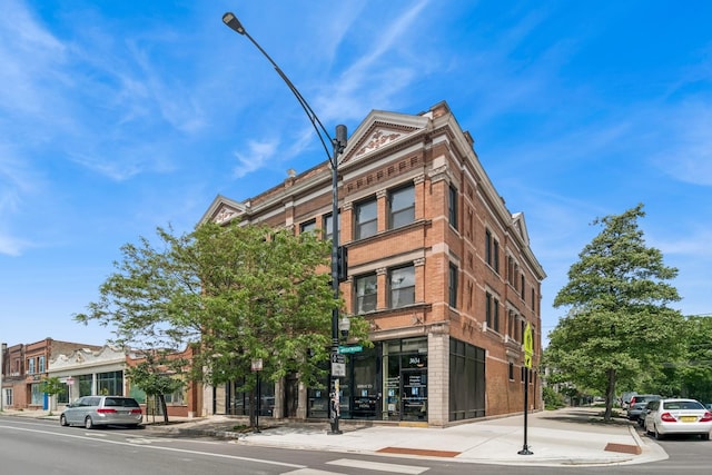 3634 W Wrightwood Ave Unit 3, Chicago, IL 60647 - view of building exterior