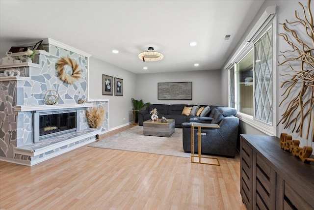 1923 Warwick Ln, Schaumburg, IL 60193 - photo 2
