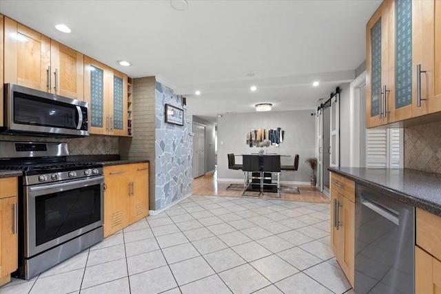 1923 Warwick Ln, Schaumburg, IL 60193 - photo 5