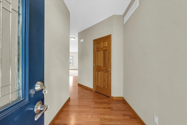 2104A Lucille Ln, Mahomet, IL 61853 - entryway featuring light wood-style flooring and baseboards