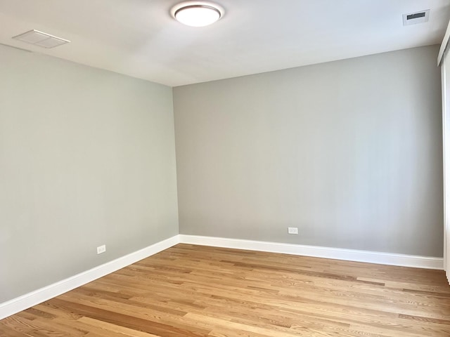 3431 N Kostner Ave, Chicago, IL 60641 - empty room featuring light wood-style flooring and baseboards