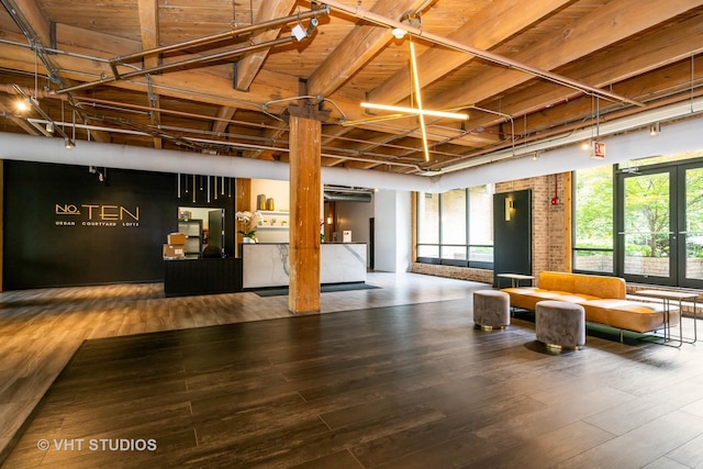 1040 W Adams St Unit 365, Chicago, IL 60607 - lobby featuring wood ceiling with exposed beams
