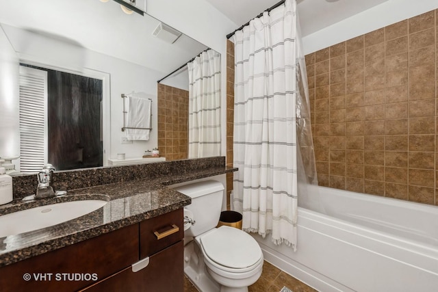 1040 W Adams St Unit 365, Chicago, IL 60607 - full bath with vanity, shower / tub combo with curtain, toilet, and tile patterned flooring
