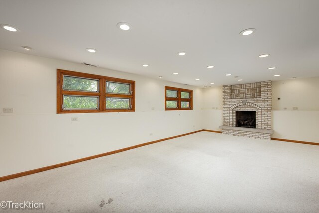 6560 Hillcrest Rd, Downers Grove, IL 60516 - unfurnished living room featuring carpet flooring, recessed lighting, baseboards, and a fireplace