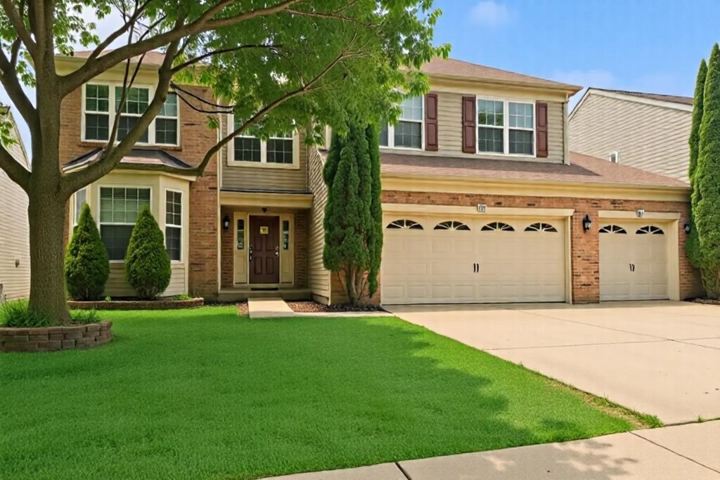 308 Emerald Dr, Streamwood, IL 60107 - photo 1