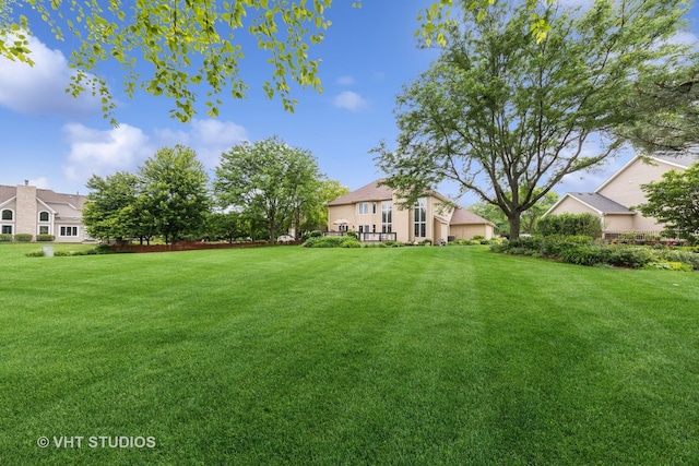 1051 Chadwick Ct, Aurora, IL 60502 - view of grassy yard