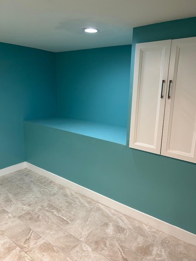 904 Johnson St, Streator, IL 61364 - unfurnished room with baseboards and recessed lighting