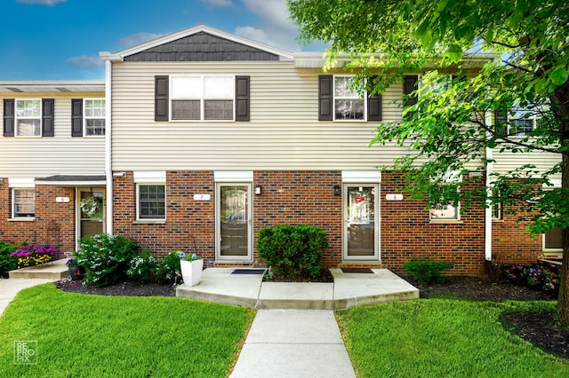 525 W Washington Ave Unit 6, Lake Bluff, IL 60044 - multi unit property featuring a front lawn and brick siding