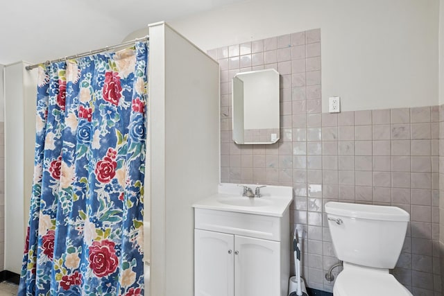 458 Douglas St, Joliet, IL 60435 - bathroom with vanity, tile walls, and a shower with curtain