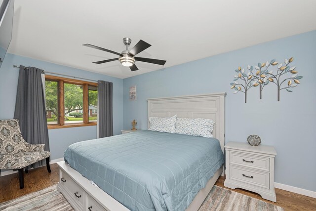 610 Mchenry Ave, Mchenry, IL 60050 - bedroom featuring wood finished floors, baseboards, and a ceiling fan