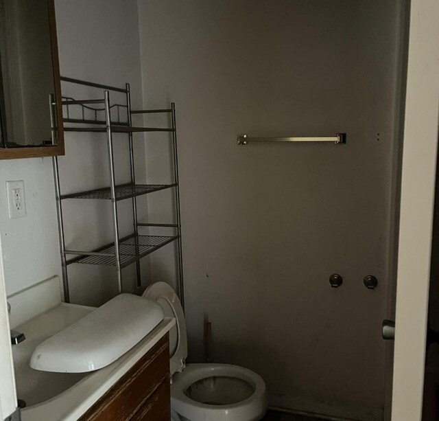 110-112 E Frank St, Freeport, IL 61032 - photo 9