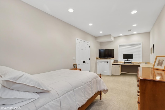 65 S Asbury Ct, Lake Forest, IL 60045 - bedroom with light colored carpet and recessed lighting