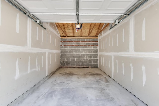 16671 Liberty Cir Unit 2N, Orland Park, IL 60467 - view of garage