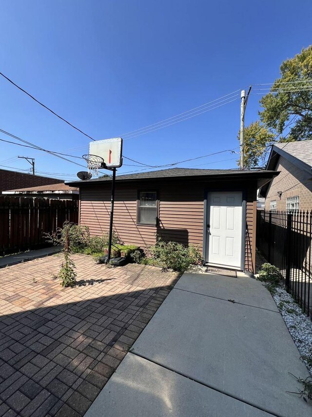 3004 S Canal St, Chicago, IL 60616 - view of garage