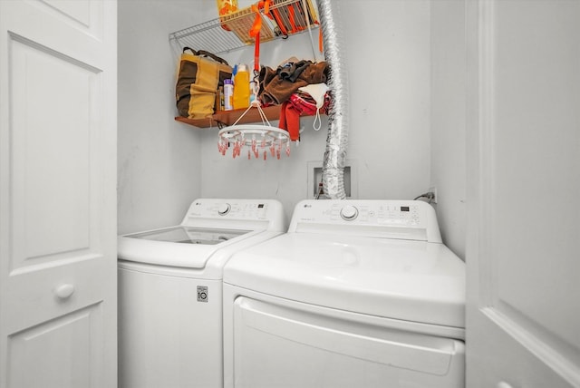 2744 W Haddon Ave Unit 2, Chicago, IL 60622 - laundry area featuring washer and clothes dryer