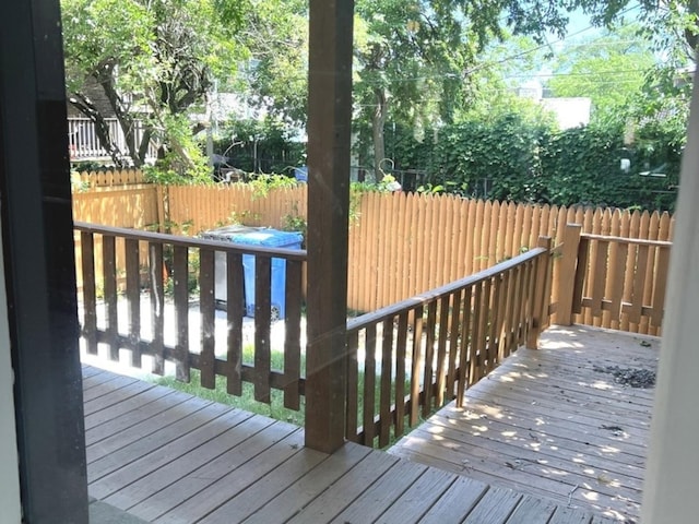 2627 E 74th Pl, Chicago, IL 60649 - view of deck