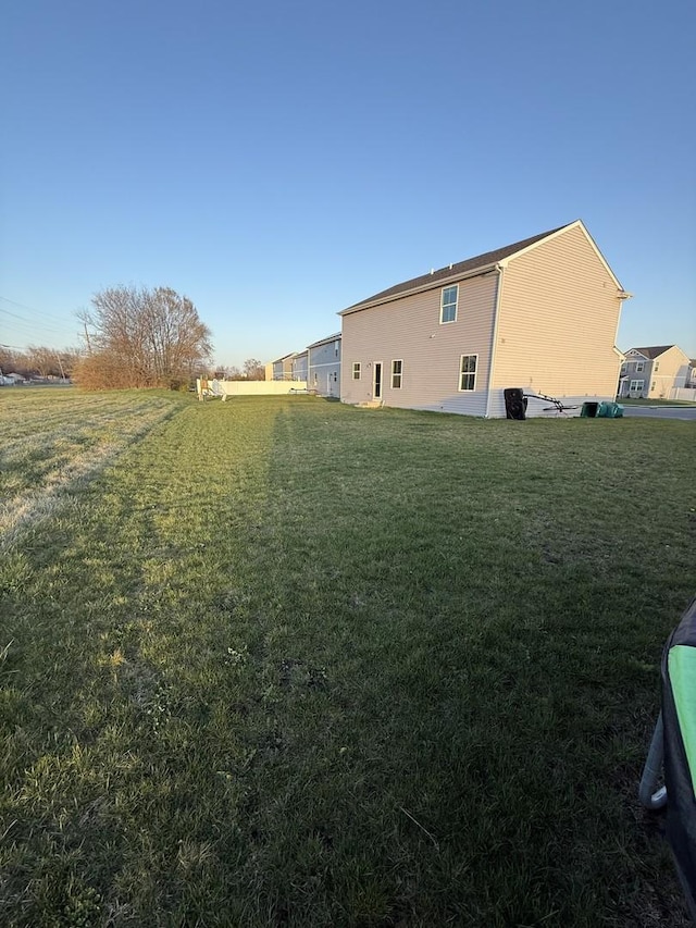 311 Fir Ln, Joliet, IL 60433 - view of grassy yard