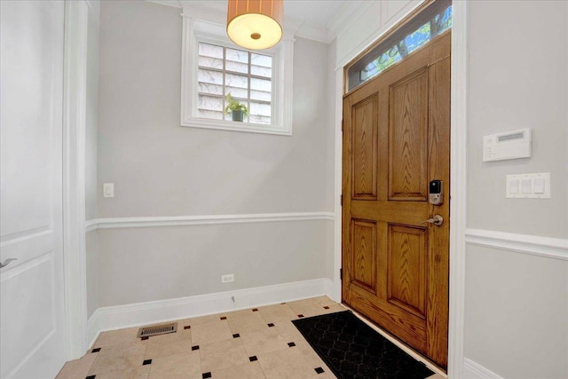 1332 W Wellington Ave, Chicago, IL 60657 - tiled foyer entrance with baseboards
