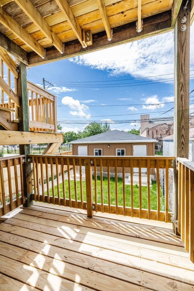 3651 W Grenshaw St, Chicago, IL 60624 - wooden terrace with an outbuilding