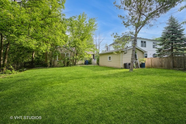 1731 Maple Ave, Northbrook, IL 60062 - view of fenced backyard