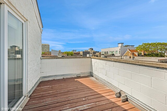 1444 N Bosworth Ave Unit 3S, Chicago, IL 60642 - view of wooden deck