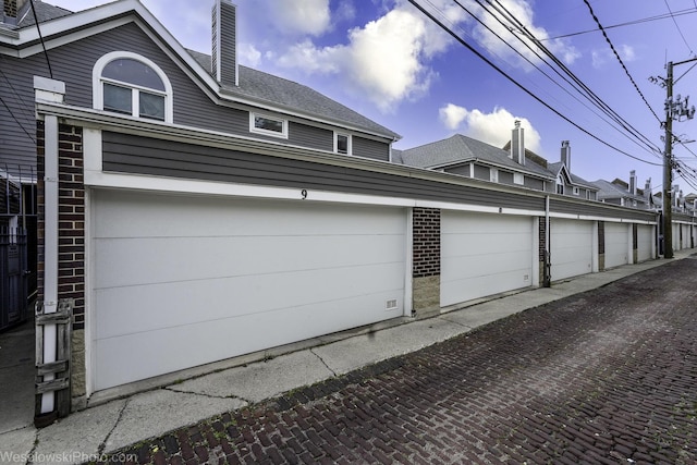 3315 N Racine Ave Unit E, Chicago, IL 60657 - view of garage