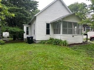 715 S Clayton St, Bloomington, IL 61701 - photo 2