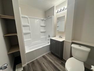 715 S Clayton St, Bloomington, IL 61701 - photo 18