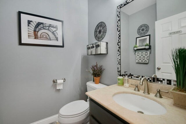 785 N Emroy Ave, Elmhurst, IL 60126 - bathroom with toilet and vanity